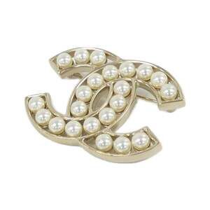 Chanel Brooch Metal Gold White #247078C13B
